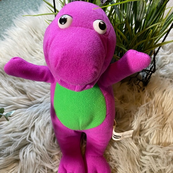 Vintage barney 10" plush from 2006 - Picture 1 of 4